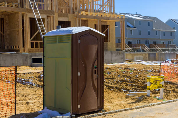 Affordable portable toilet rental in Dellwood, MO